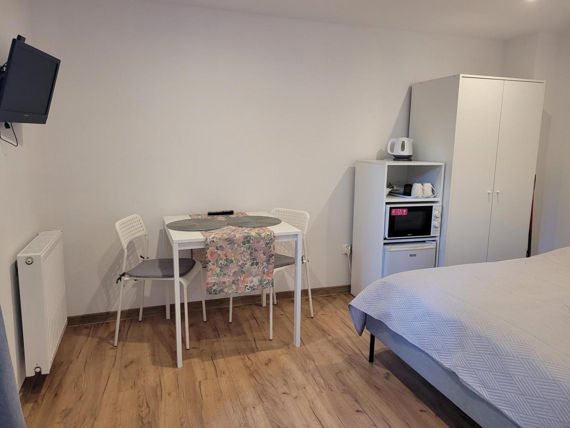 Apartamenty I Pokoje Goscinne Zosia Дарлувко Екстер'єр фото